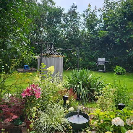 Apartament - 3 Pokojowe Dwupoziomowe Mieszkanie Z Ogrodem โครโควา ภายนอก รูปภาพ
