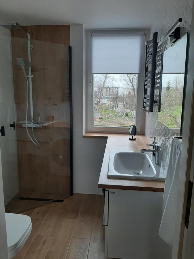 Apartament - 3 Pokojowe Dwupoziomowe Mieszkanie Z Ogrodem โครโควา ภายนอก รูปภาพ